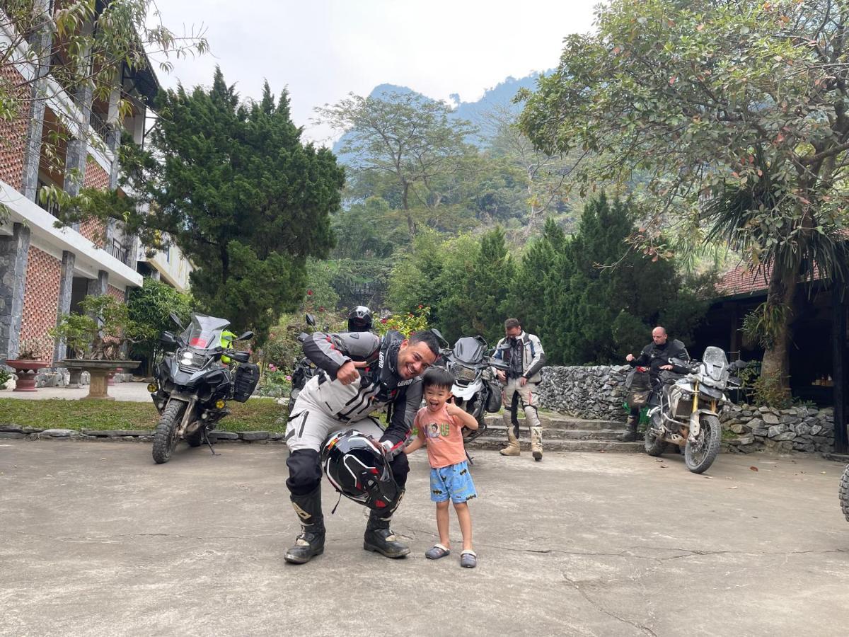 Ha Giang Historic Hotel & Tours Экстерьер фото