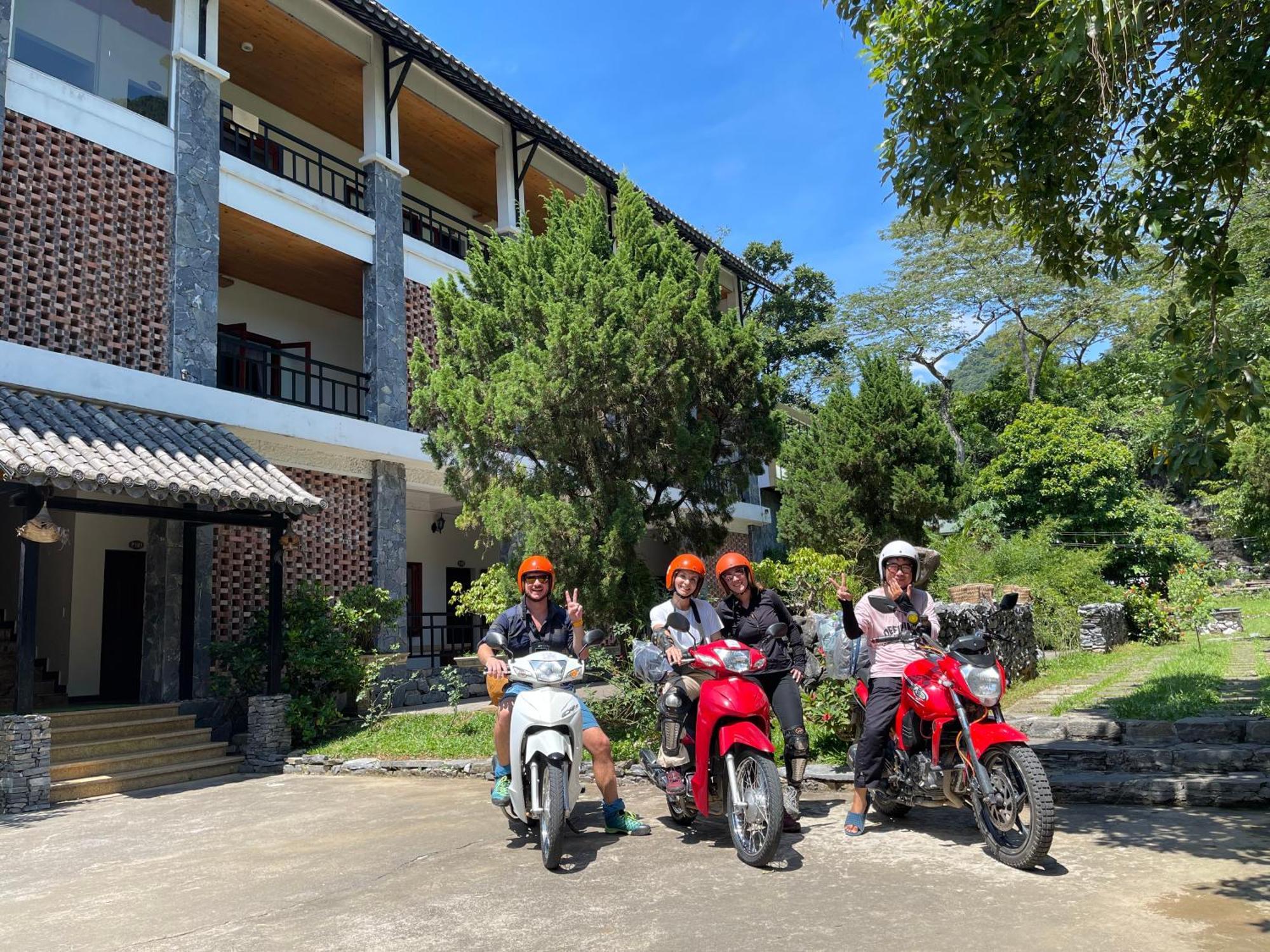 Ha Giang Historic Hotel & Tours Экстерьер фото